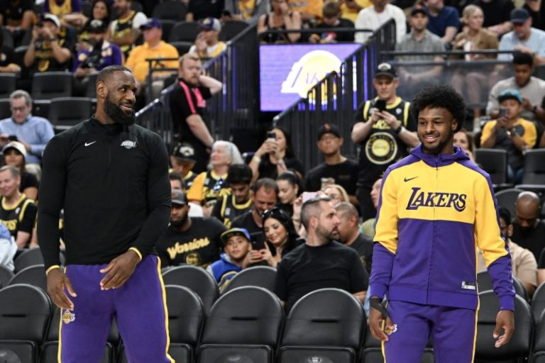 Timberwolves vs. Lakers live updates: Picks, odds and how to watch