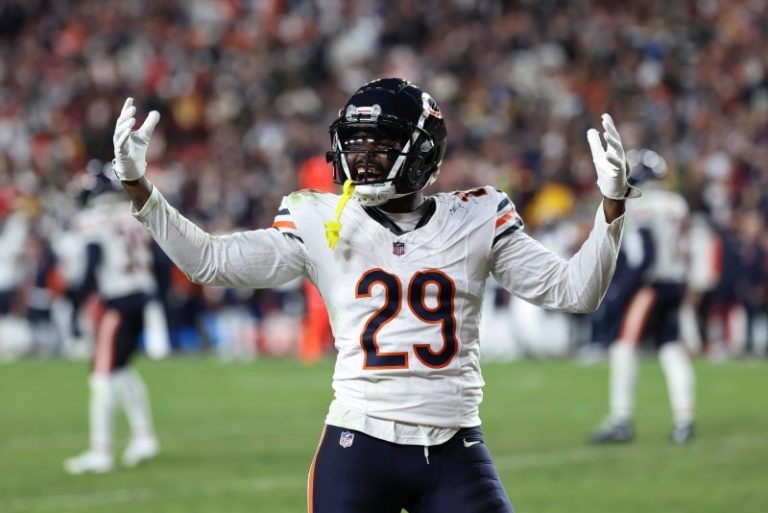 Bears player taunted opposing fans before giving up Hail Mary TD