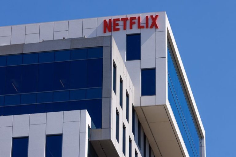 Netflix rises 4.5% after beating Q3 subscriber targets