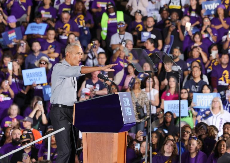 Barack Obama targets need for early Democratic voting in Las Vegas