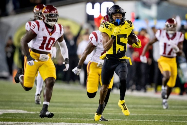 First playoff rankings have Oregon at No. 1 and SEC dominating top 25