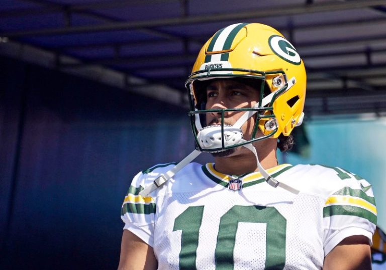 Who is active, inactive for NFL Week 9?