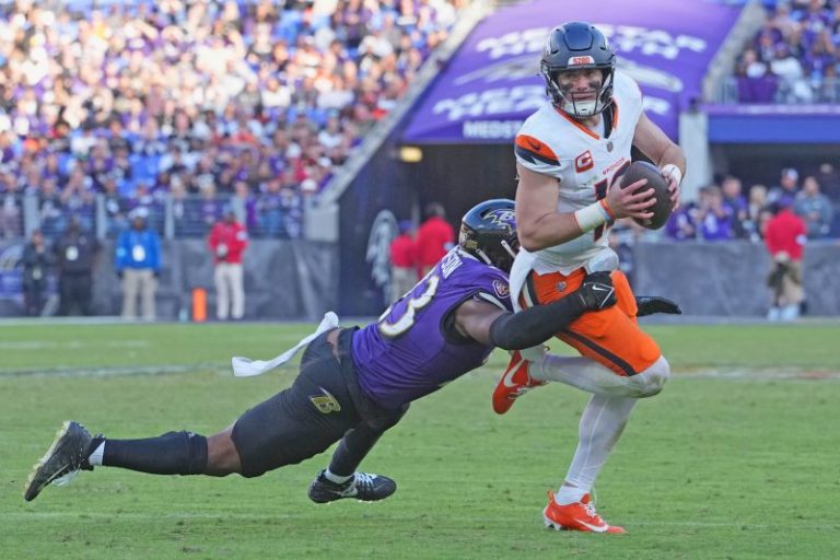 One aspiring AFC contender gets reality check in blowout