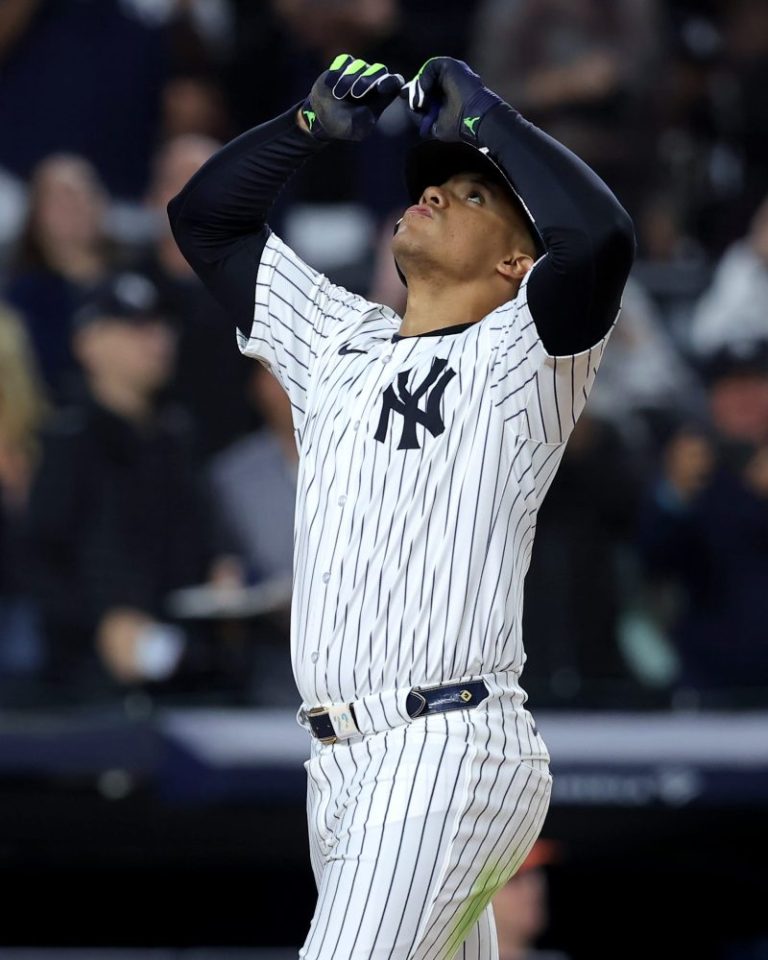 MLB free agent predictions: Will generational star get $700 million?