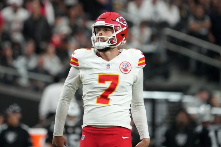Reports: Chiefs kicker out for key matchup against Bills