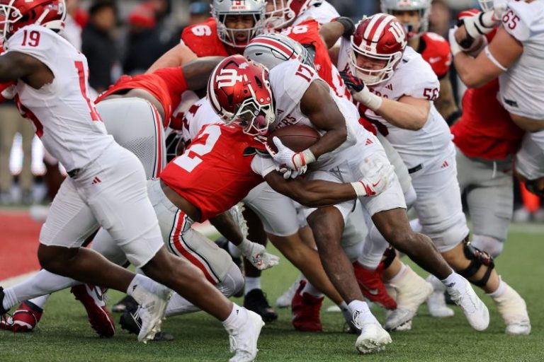 Indiana, Tennessee lead Week 13 college football winners and losers