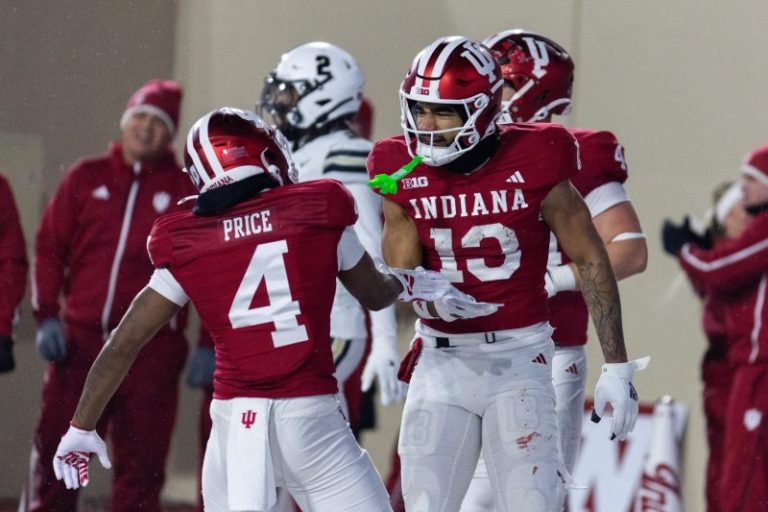 Indiana in College Football Playoff is charade that must end
