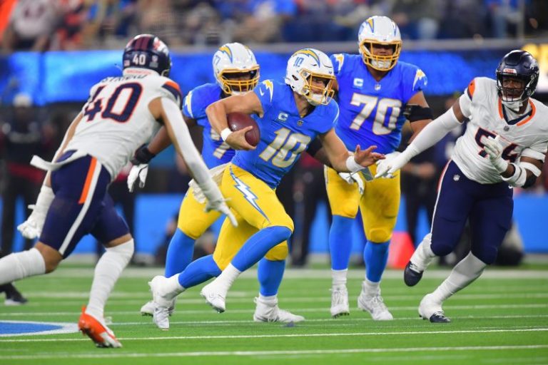 NFL playoff picture: Broncos fail to clinch as AFC teams continue to lurk