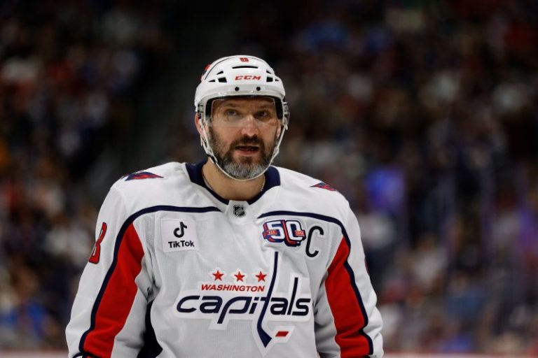 Ovechkin breaks another record as he chases Gretzky’s record