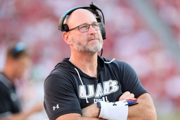 UAB coach discussed NIL woes without naming names. Then Tulane coach did