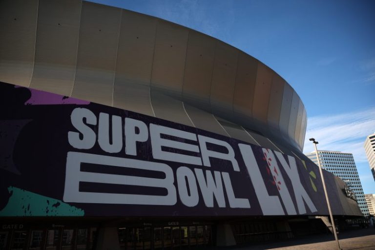 How much does it cost to go to Super Bowl 59?