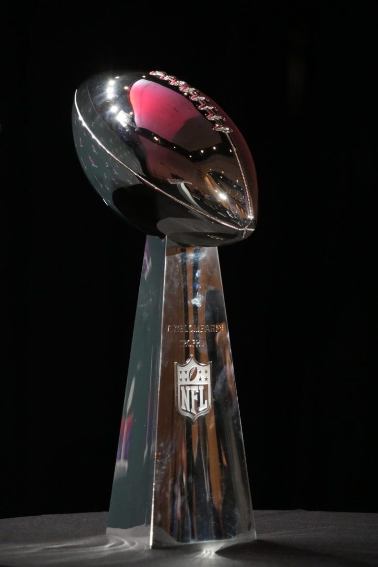 Chiefs vs. Eagles: Super Bowl 59 predictions, odds