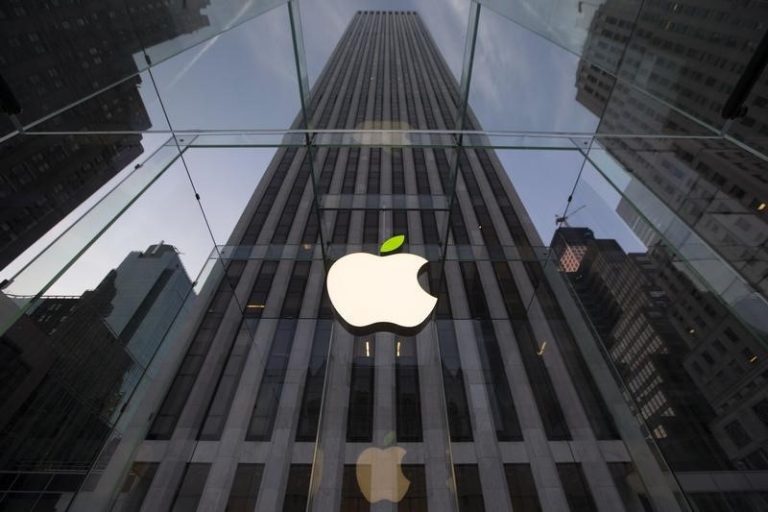 Apple in talks with Barclays to replace Goldman Sachs card deal- Reuters