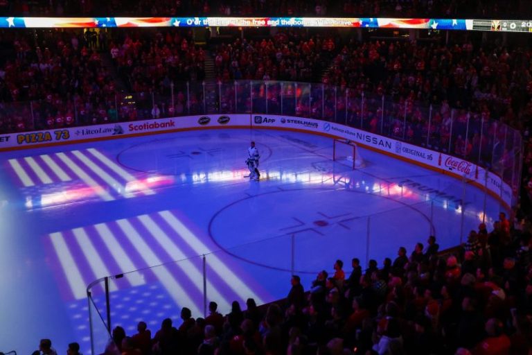 Canadian sports fans boo U.S. national anthem