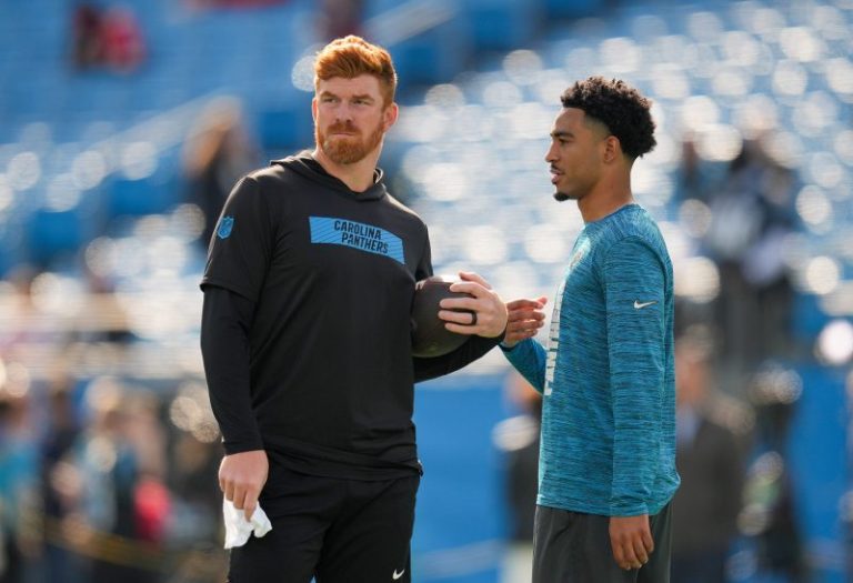Panthers re-sign backup QB to continue mentoring former No. 1 pick
