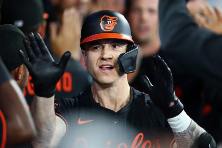 AL East slugger extends his Opening Day home run record