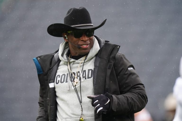 Deion Sanders sends strong message following bad Colorado practice