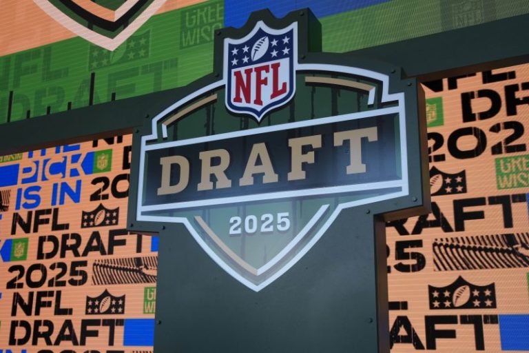 NFL draft tracker: News and analysis with Rounds 2 and 3 on deck