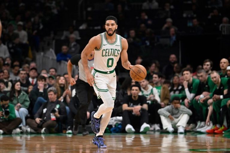 Jayson Tatum injury update: Celtics star returns in Game 3
