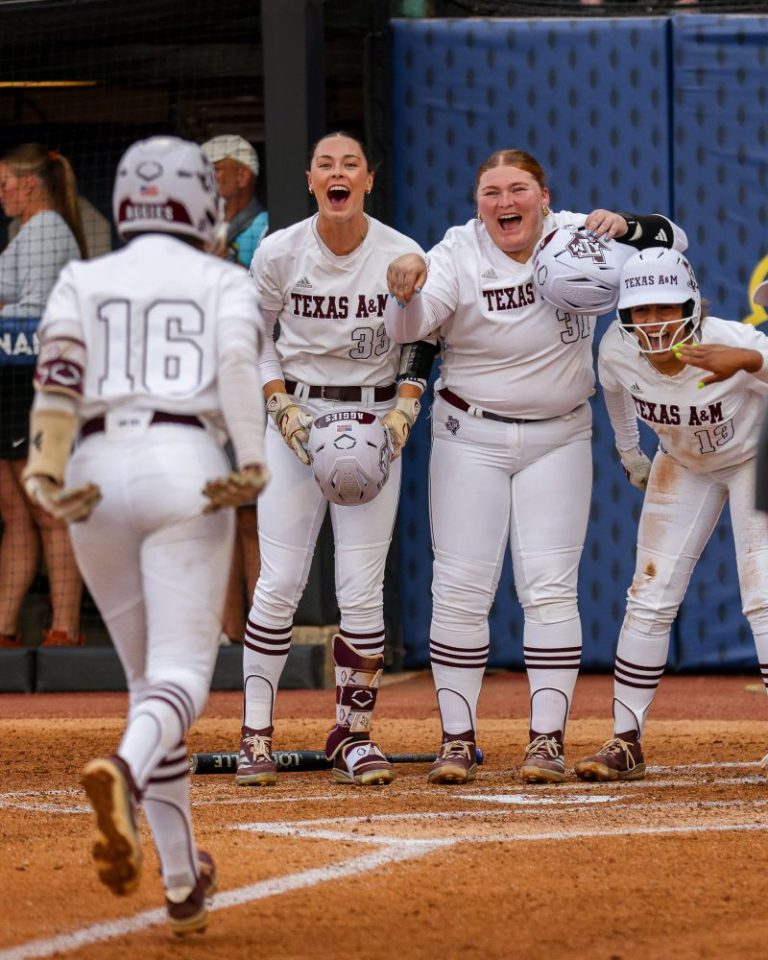 2025 NCAA softball tournament, WCWS picks, predictions