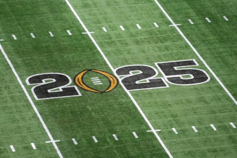 Big Ten, SEC show who is in charge with College Football Playoff seeding change