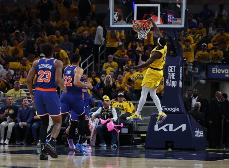 Turnover, turnover, turnover: Knicks giving Pacers this series