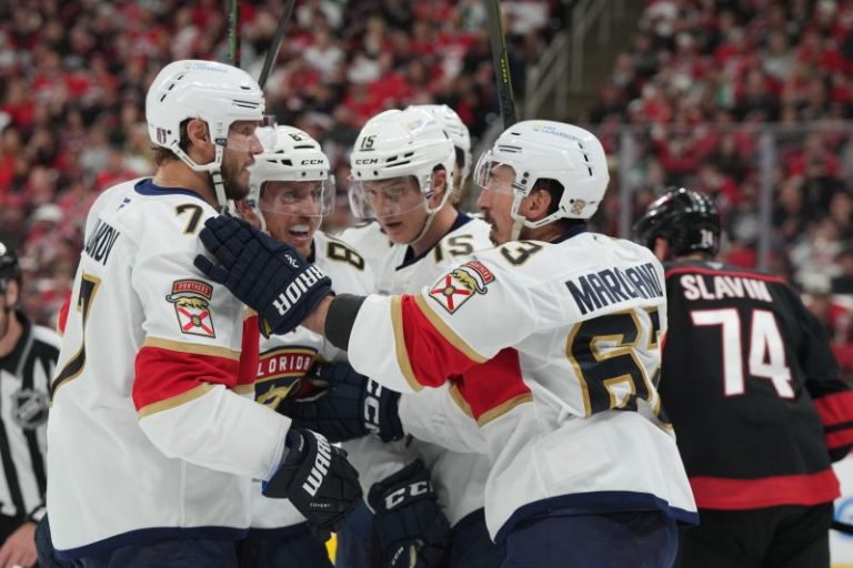 Panthers rally past Hurricanes, head to Stanley Cup Final again