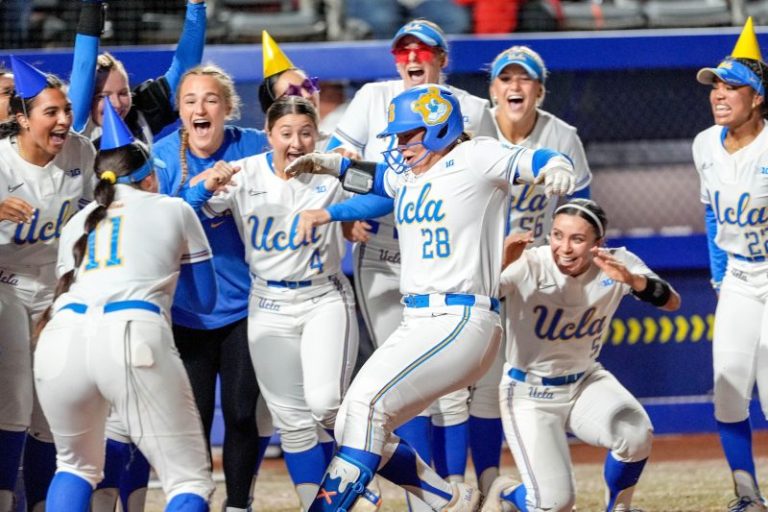 UCLA beats Oregon with dramatic walk-off homer in WCWS