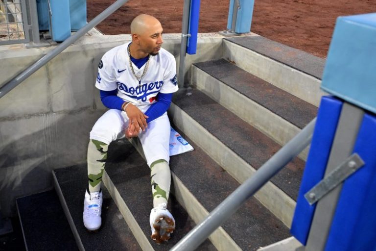 Mookie Betts injury update: How long is Dodgers star out?