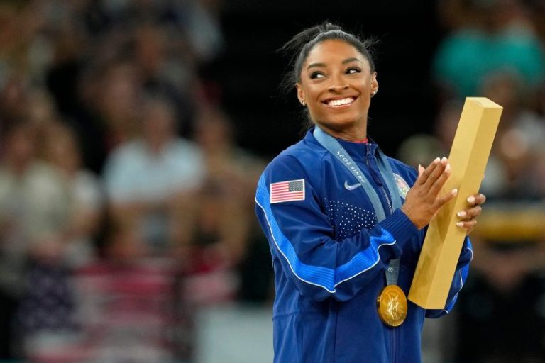 Simone Biles says she shouldn’t have criticized Riley Gaines personally