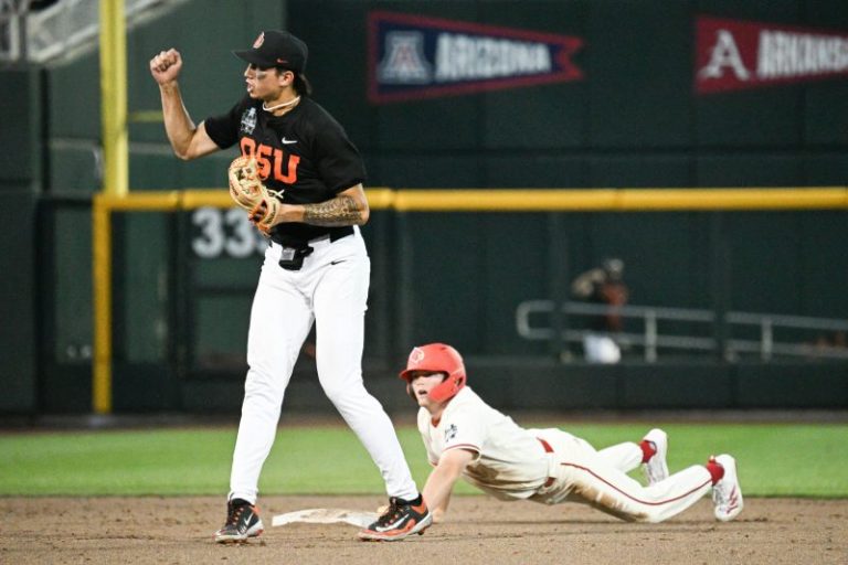 Louisville get walk-off win in CWS, eliminates Oregon State: Highlights