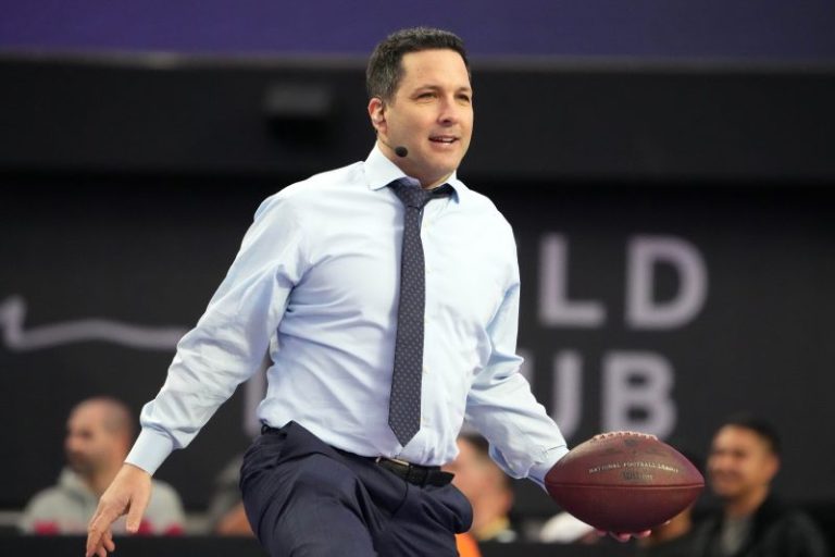 Adam Schefter discusses the latest from NFL training camp