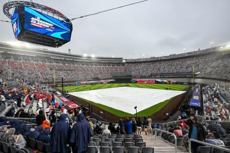 How to watch MLB Speedway Classic today