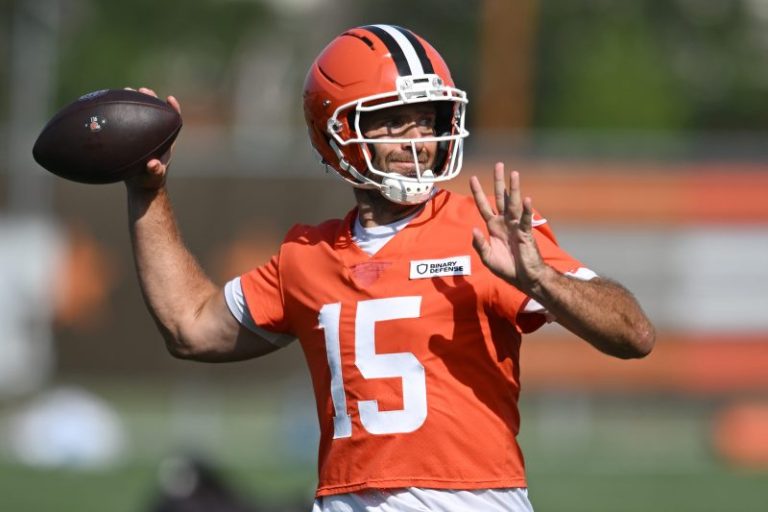 Browns name Joe Flacco starting QB for 2025