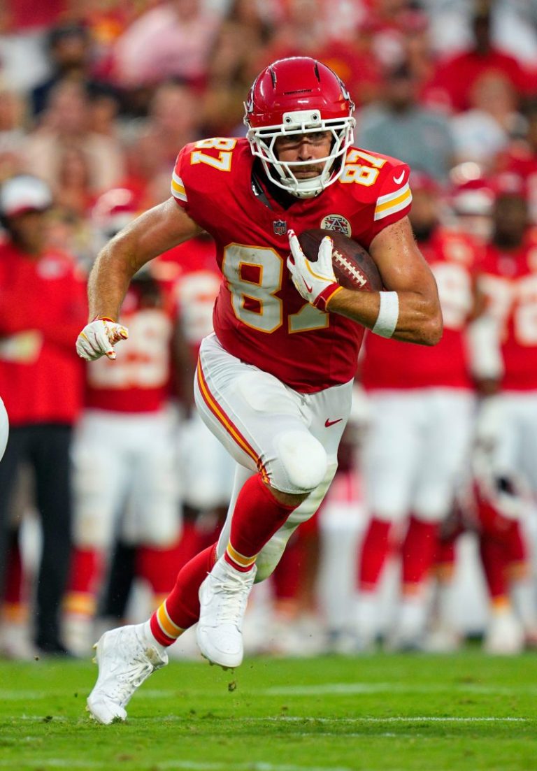 Should you draft Travis Kelce in fantasy football?