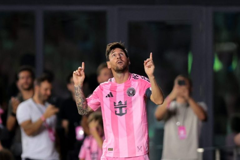 Messi scores twice as Inter Miami reaches Leagues Cup final
