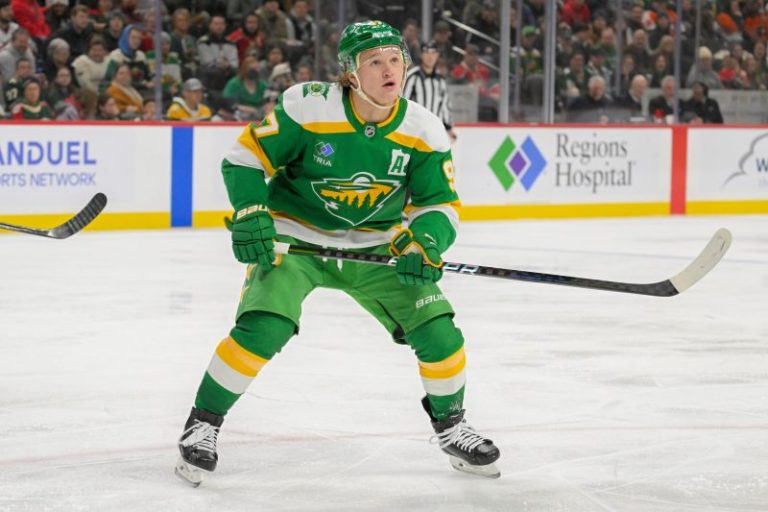 NHL star turns down record contract extension, per report