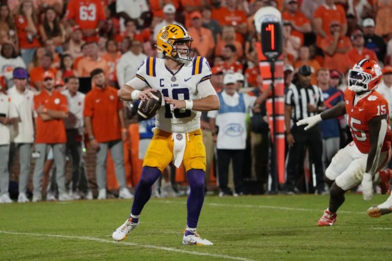 Two SEC standouts lead QB draft prospect rankings after Week 1