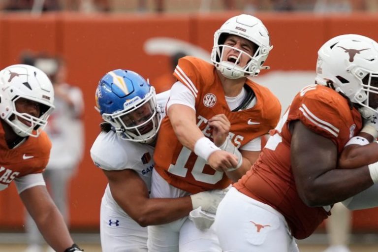 Arch Manning mania has Texas coach reaching new level of silly