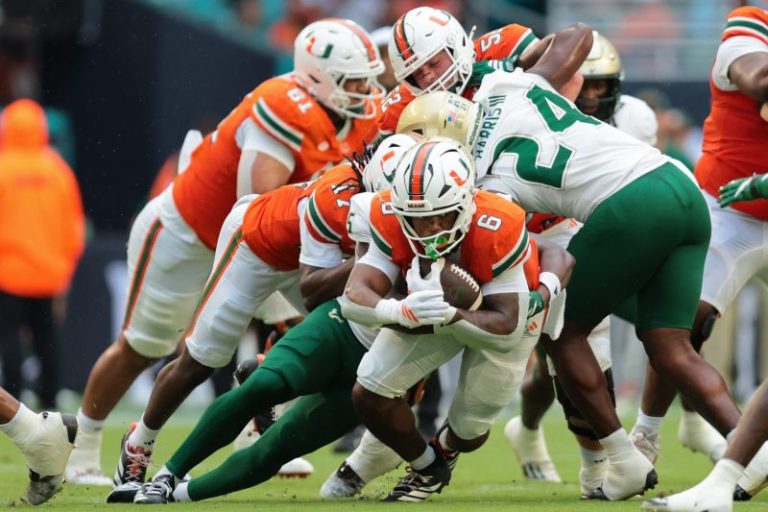 Miami-South Florida matchup delayed by lightning