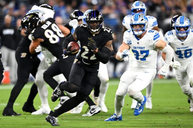 ‘Pissed off’ Derrick Henry deserves respect amid fumbling issues