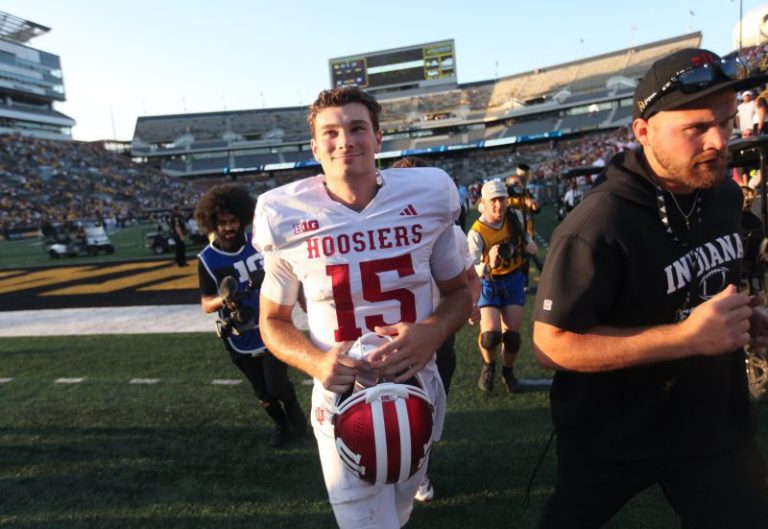 NFL mock draft: Major QB shake-up throughout first round