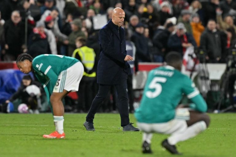 Liverpool suffers fourth straight Premier League defeat