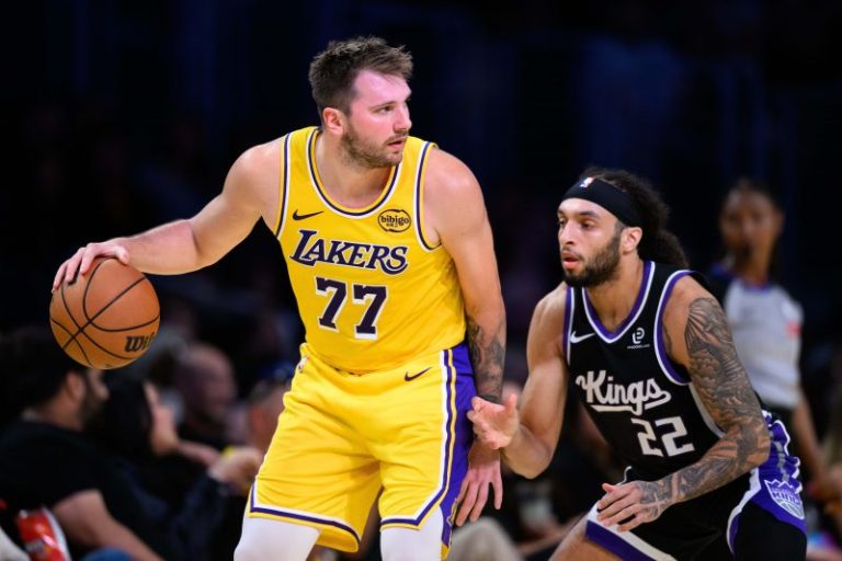 Luka Doncic injury update: Lakers guard to miss at least 1 week