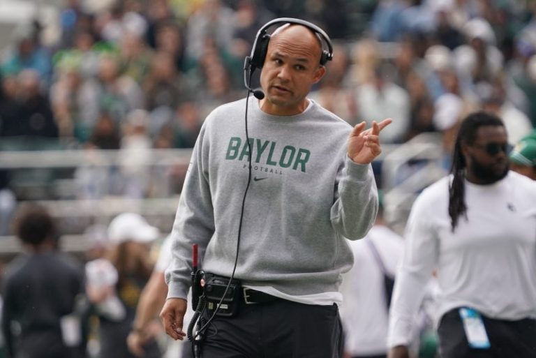 Baylor sticks with coach: ‘We recognize this decision will garner strong opinions’