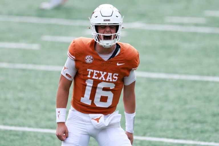 Arch Manning thrives in Texas’ dominant win over No. 11 Vanderbilt