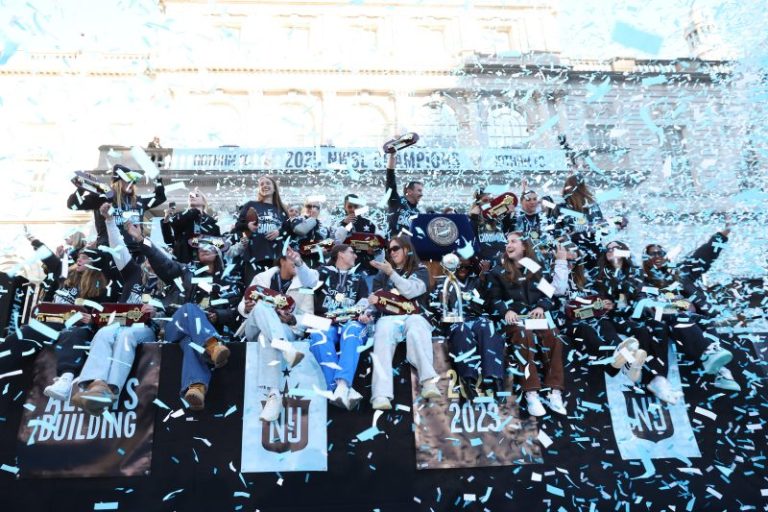 Gotham FC celebrates second NWSL title with parade